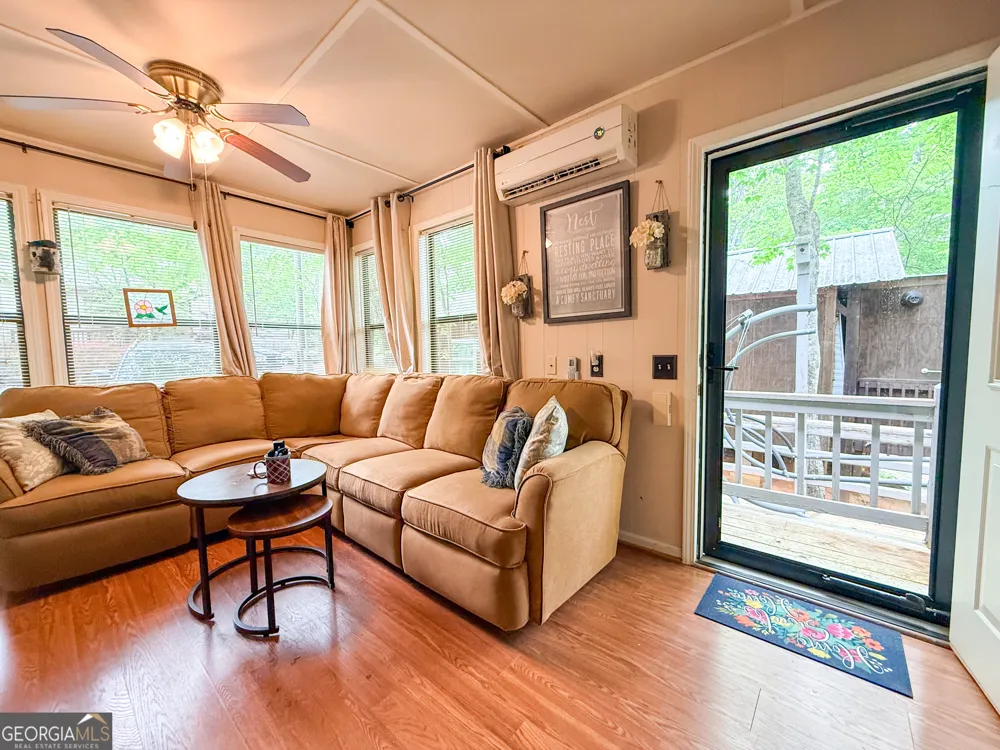 43 Canyon PASS Cleveland, GA 30528