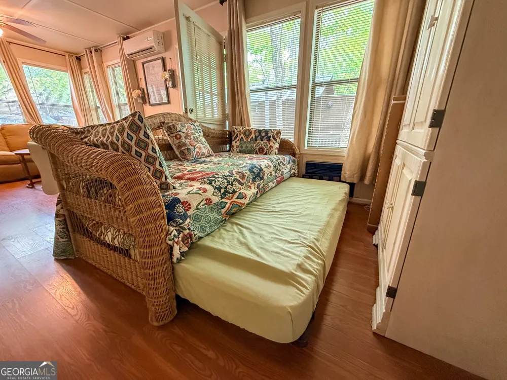 43 Canyon PASS Cleveland, GA 30528