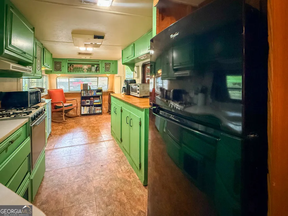 43 Canyon PASS Cleveland, GA 30528