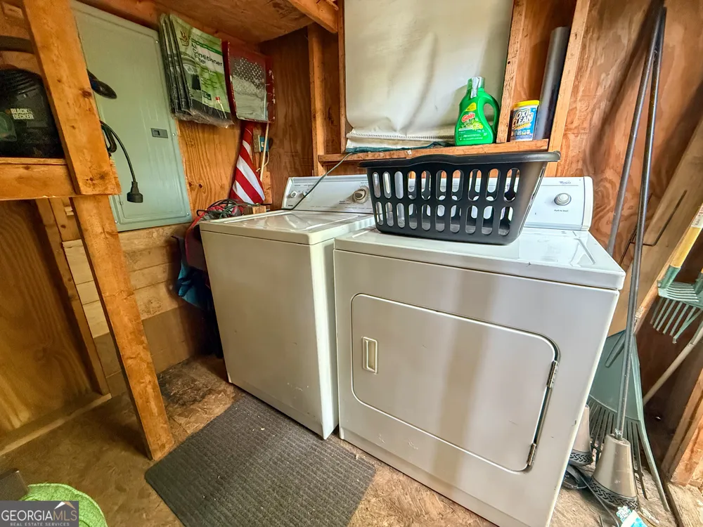 43 Canyon PASS Cleveland, GA 30528