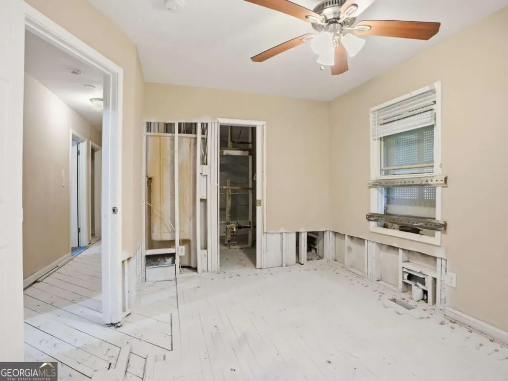 1603 Hollyhock TER Decatur, GA 30032
