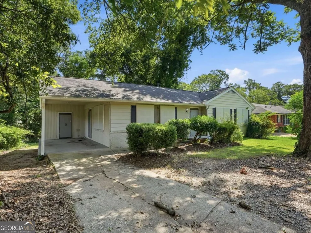 1603 Hollyhock TER Decatur, GA 30032