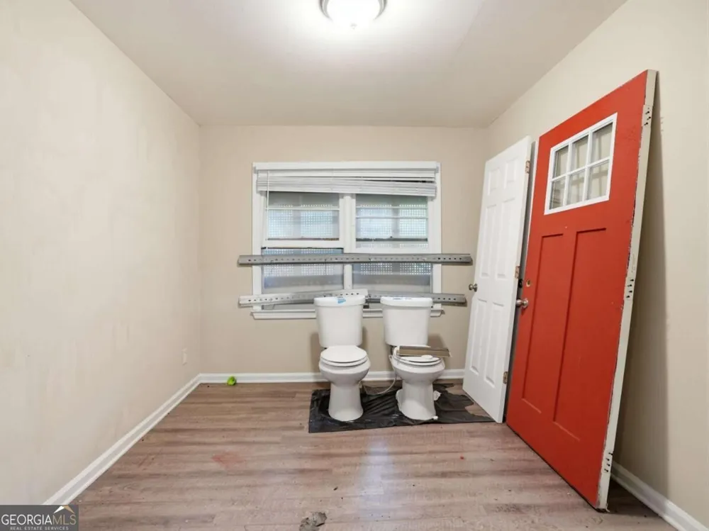 1603 Hollyhock TER Decatur, GA 30032