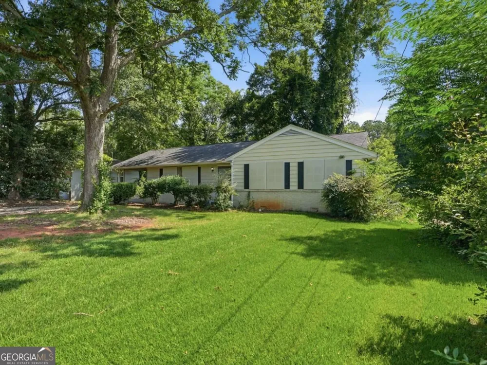 1603 Hollyhock TER Decatur, GA 30032