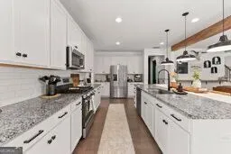 41 Saint Ives CIR Winder, GA 30680