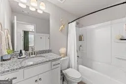 41 Saint Ives CIR Winder, GA 30680