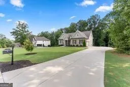 41 Saint Ives CIR Winder, GA 30680