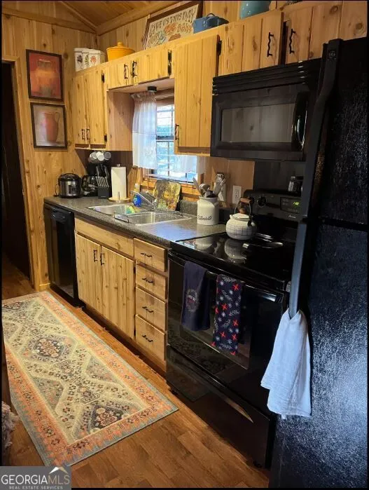 5 Honey Dew WAY Cleveland, GA 30528