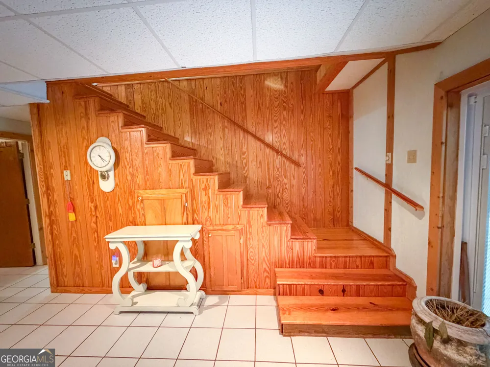 20 Hickory Forest LN NW Kingston, GA 30145