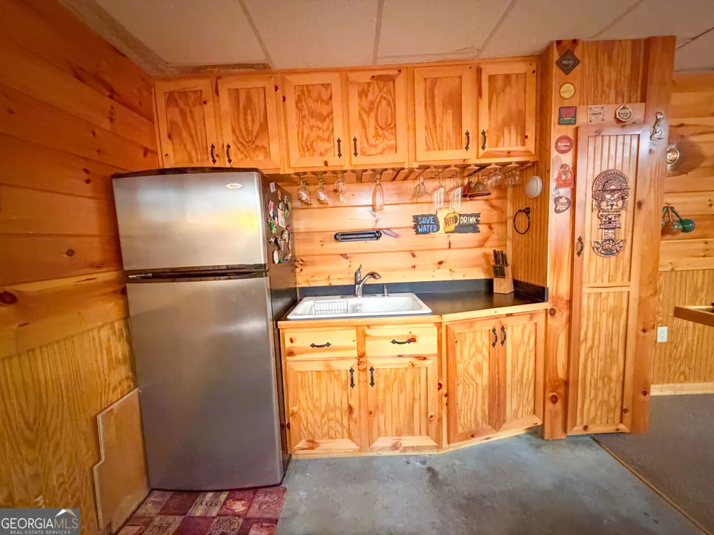 20 Hickory Forest LN NW Kingston, GA 30145