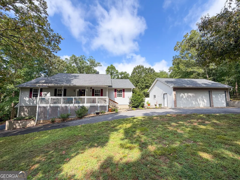 20 Hickory Forest LN NW Kingston, GA 30145