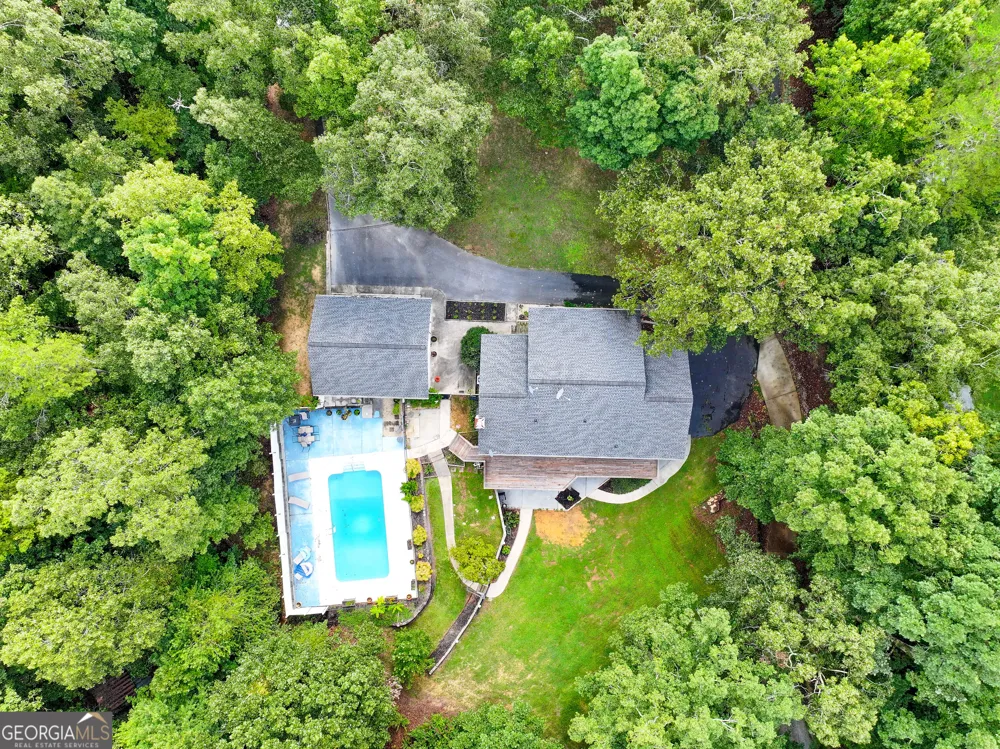 20 Hickory Forest LN NW Kingston, GA 30145