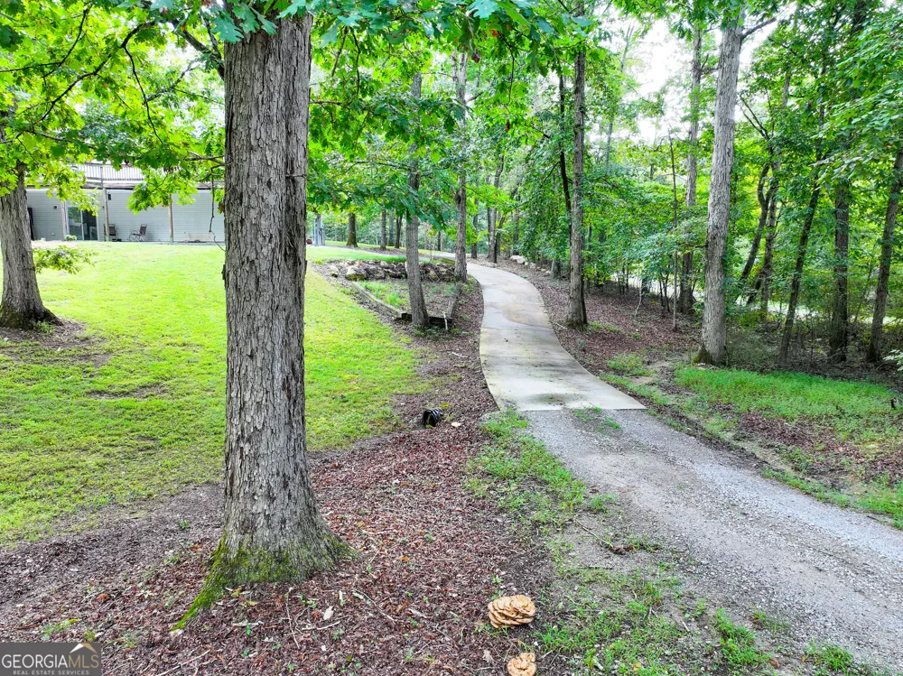 20 Hickory Forest LN NW Kingston, GA 30145
