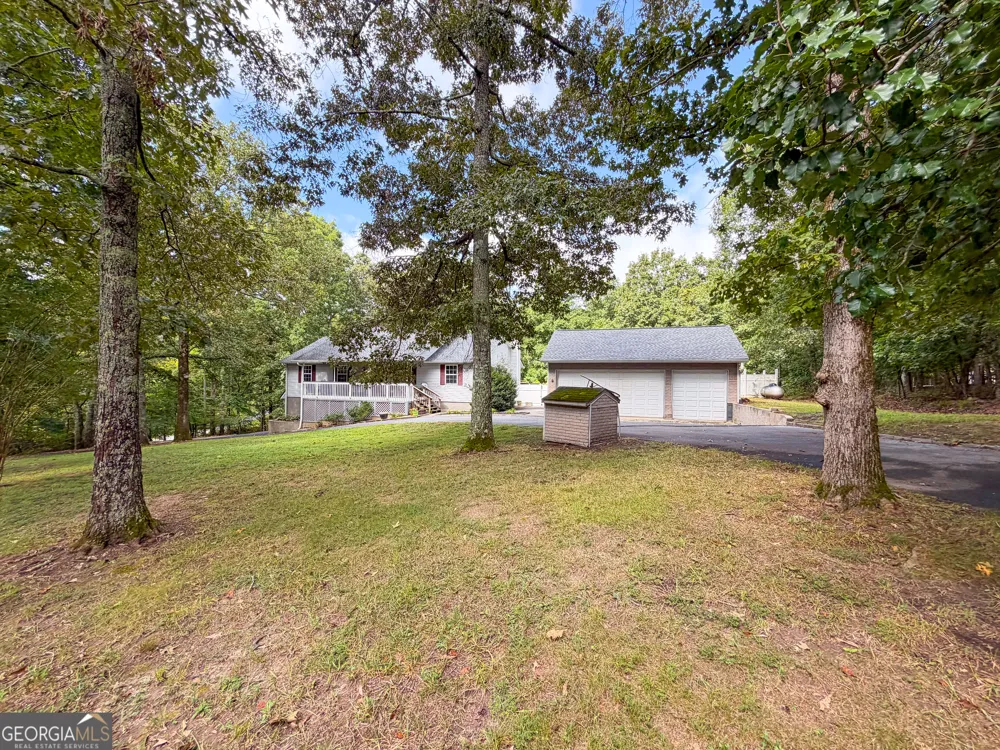 20 Hickory Forest LN NW Kingston, GA 30145
