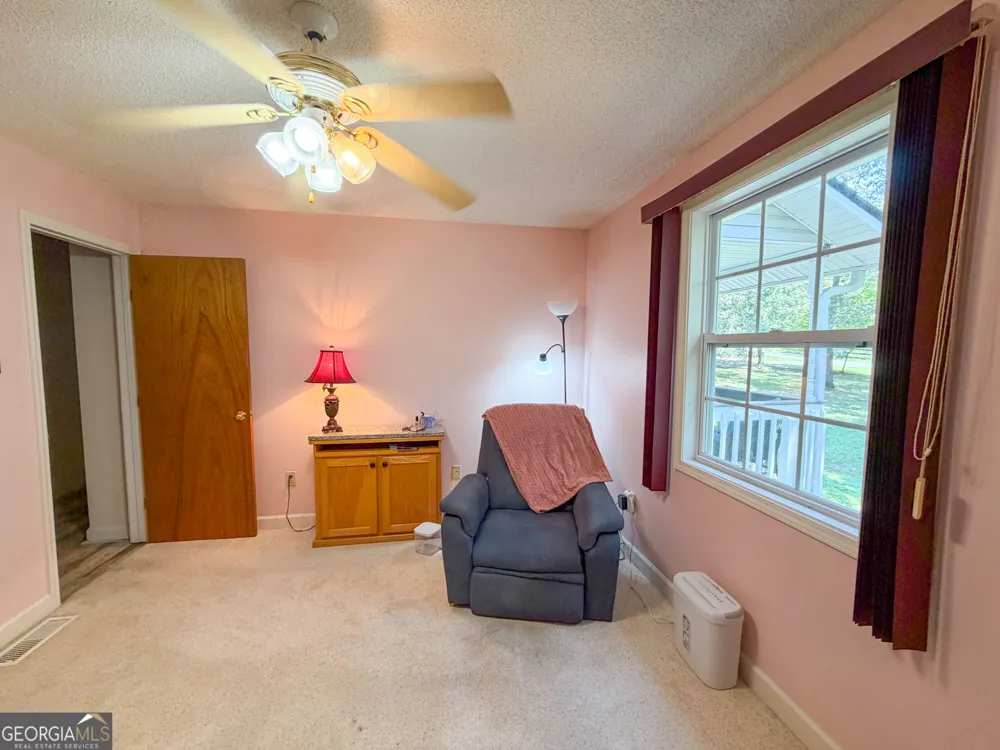 20 Hickory Forest LN NW Kingston, GA 30145
