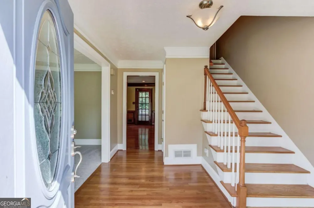 1162 Melton DR SW Lilburn, GA 30047