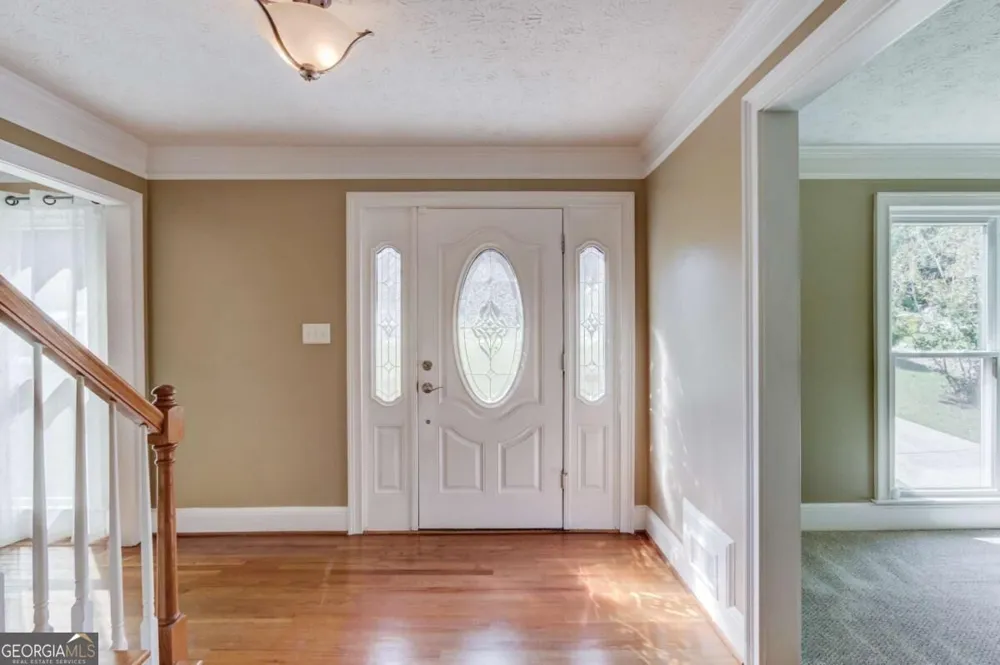1162 Melton DR SW Lilburn, GA 30047