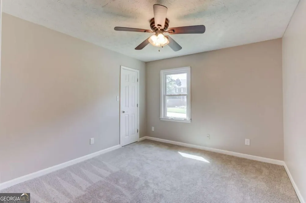 1162 Melton DR SW Lilburn, GA 30047