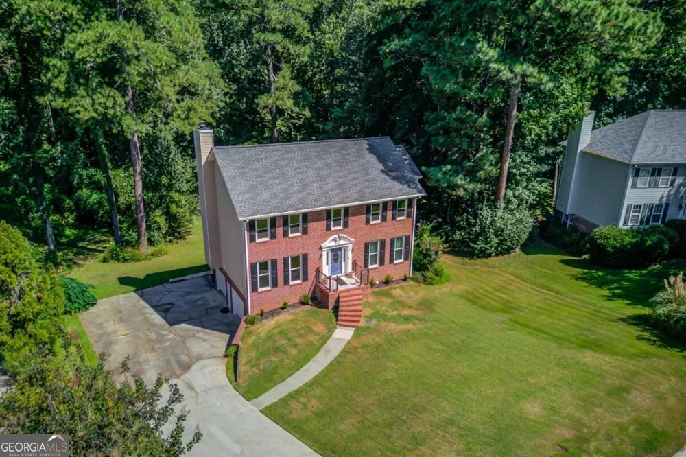 1162 Melton DR SW Lilburn, GA 30047