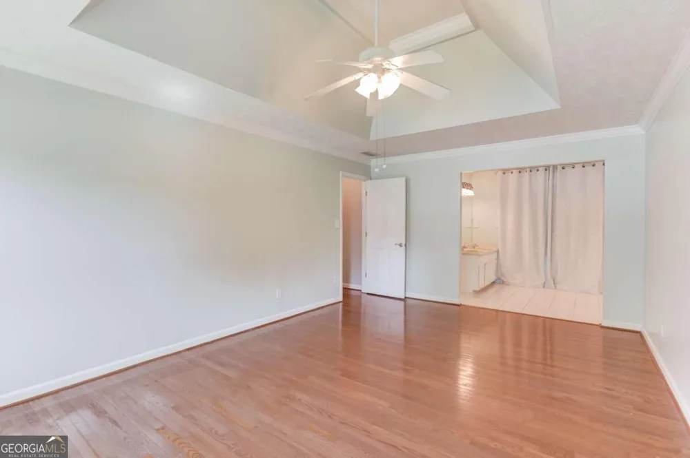 1162 Melton DR SW Lilburn, GA 30047