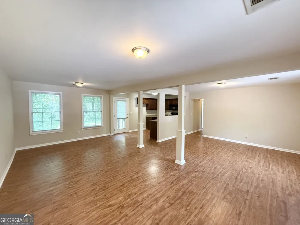 2856 Argyle DR NW Atlanta, GA 30318