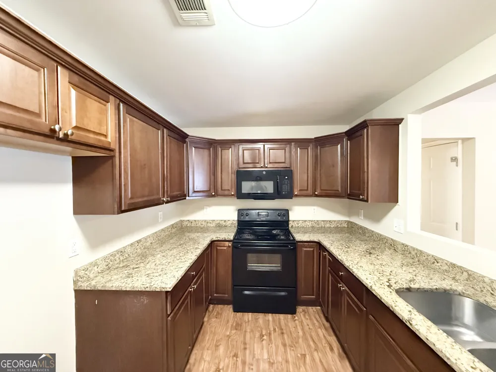 2856 Argyle DR NW Atlanta, GA 30318