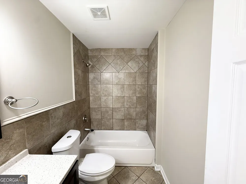 2856 Argyle DR NW Atlanta, GA 30318