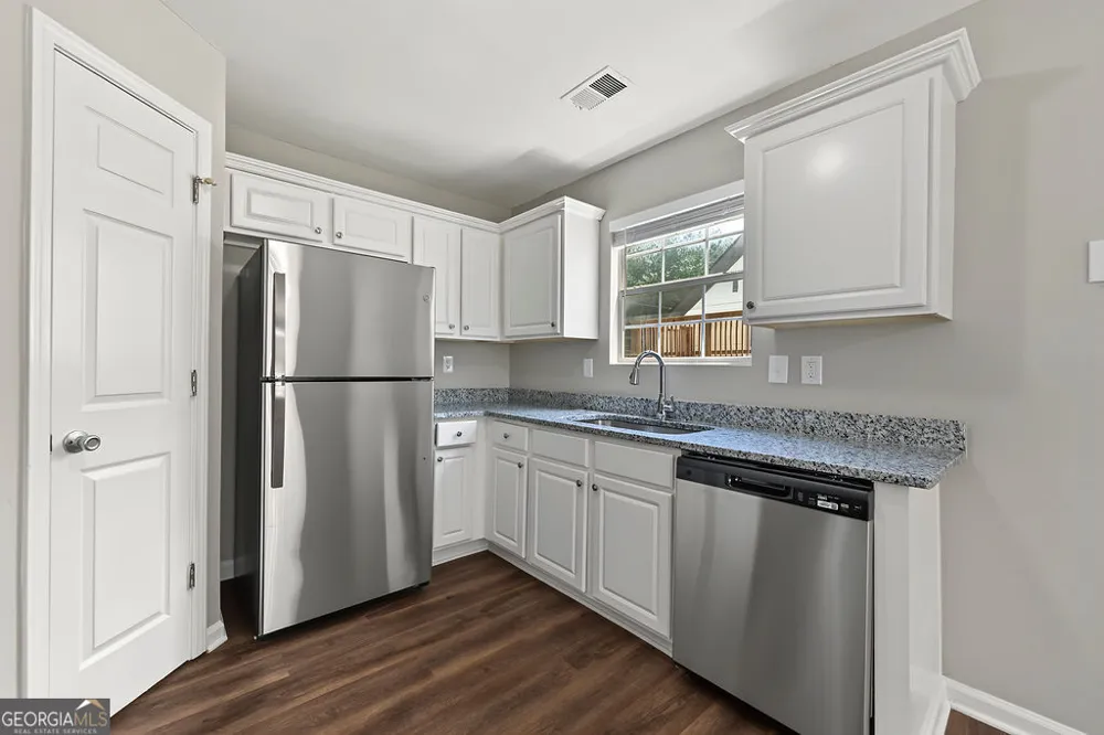 5747 Mccurdy CT Stone Mountain, GA 30087