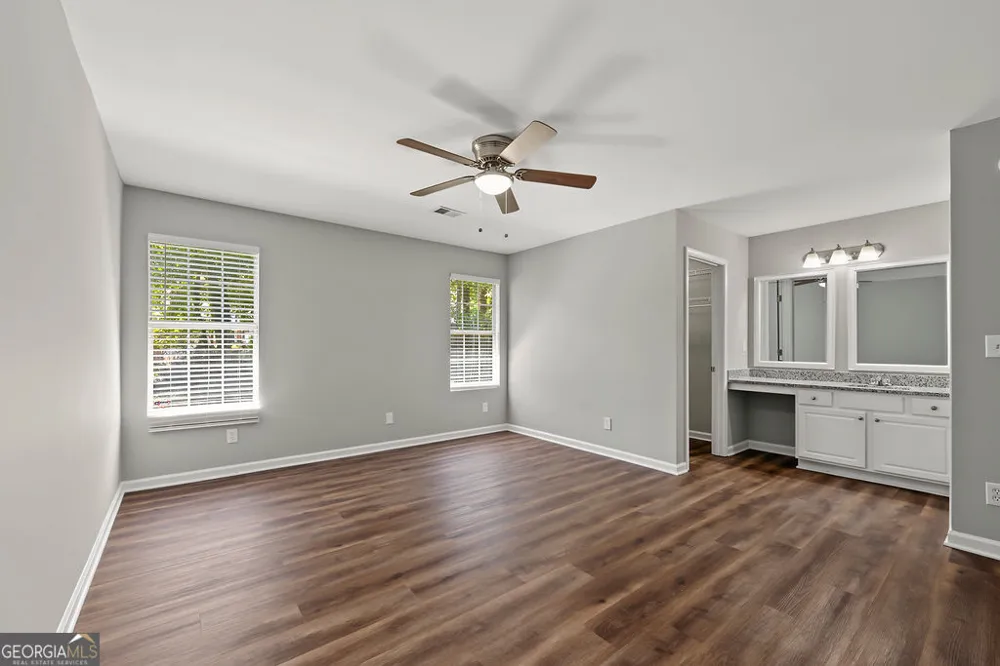 5747 Mccurdy CT Stone Mountain, GA 30087