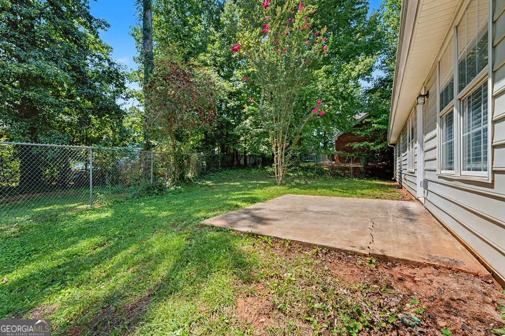 5747 Mccurdy CT Stone Mountain, GA 30087