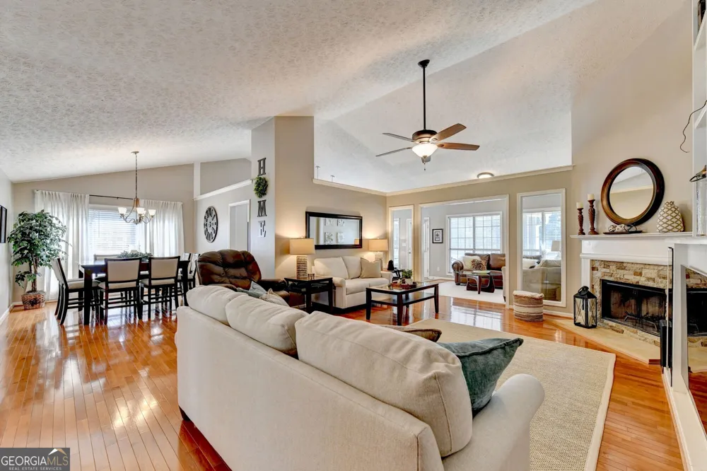 2011 Luke Edwards RD Dacula, GA 30019