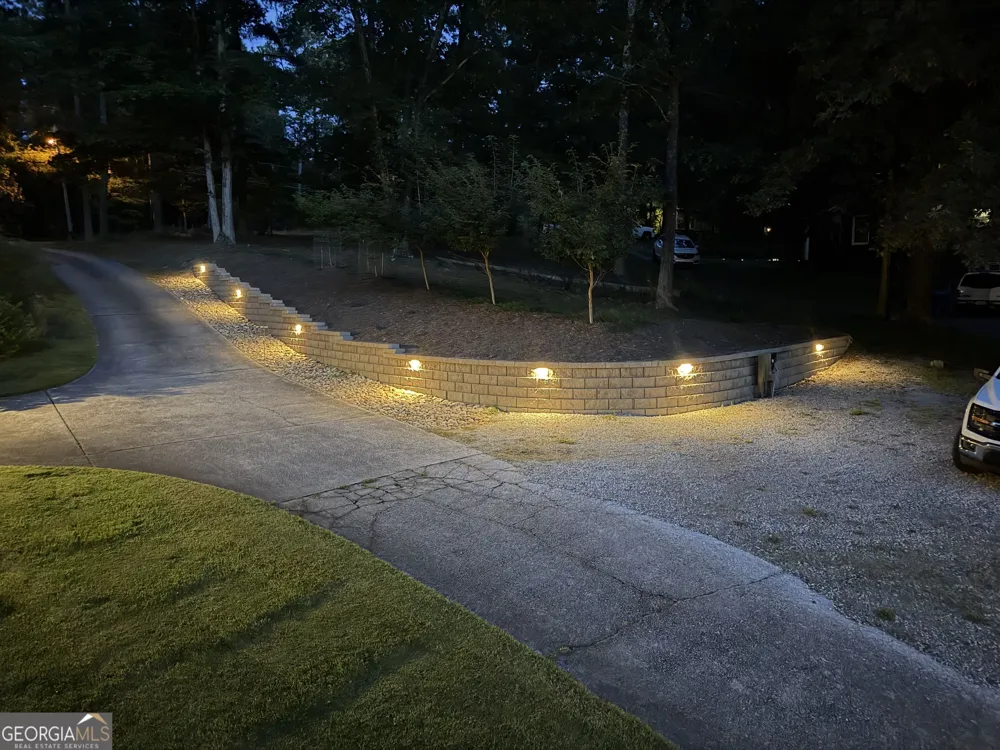 2011 Luke Edwards RD Dacula, GA 30019