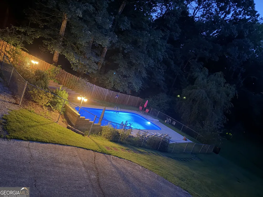 2011 Luke Edwards RD Dacula, GA 30019