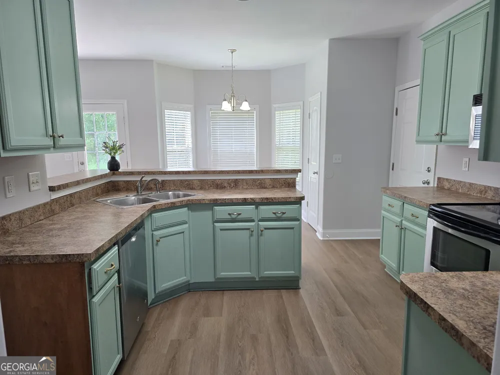 115 Jasmine LN LaGrange, GA 30241