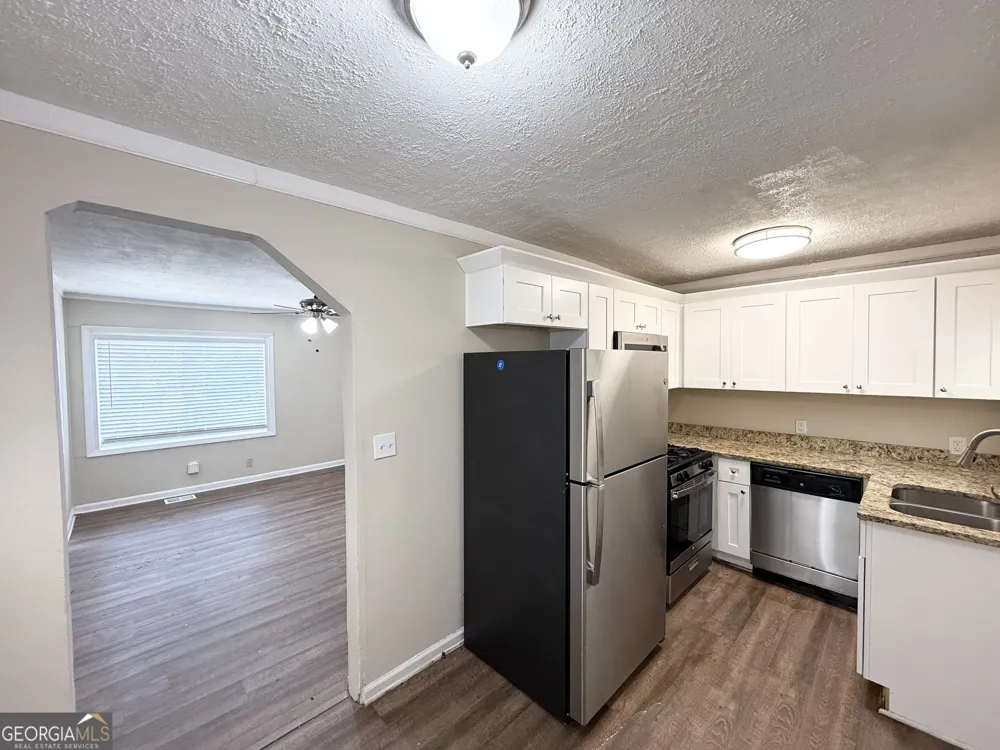 939 N Eugenia PL NW Atlanta, GA 30318