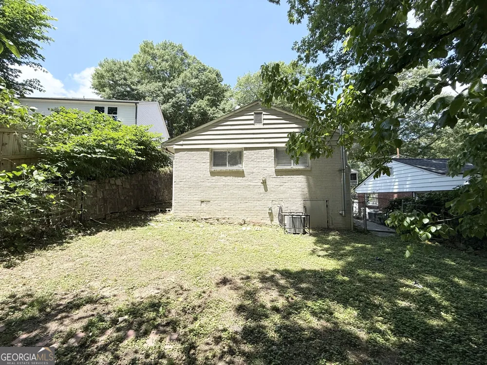 939 N Eugenia PL NW Atlanta, GA 30318