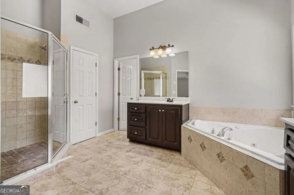 2695 Daniel Park RUN Dacula, GA 30019