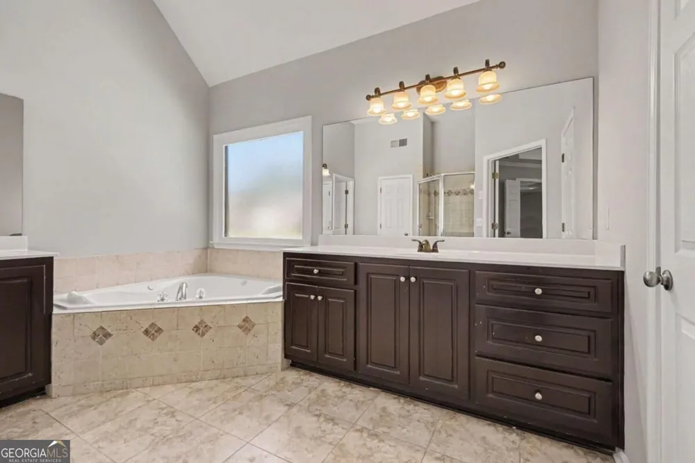 2695 Daniel Park RUN Dacula, GA 30019