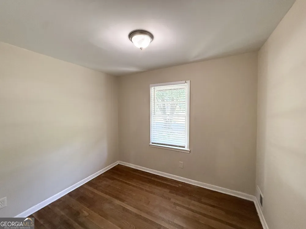 233 W Simon TER NW Atlanta, GA 30318