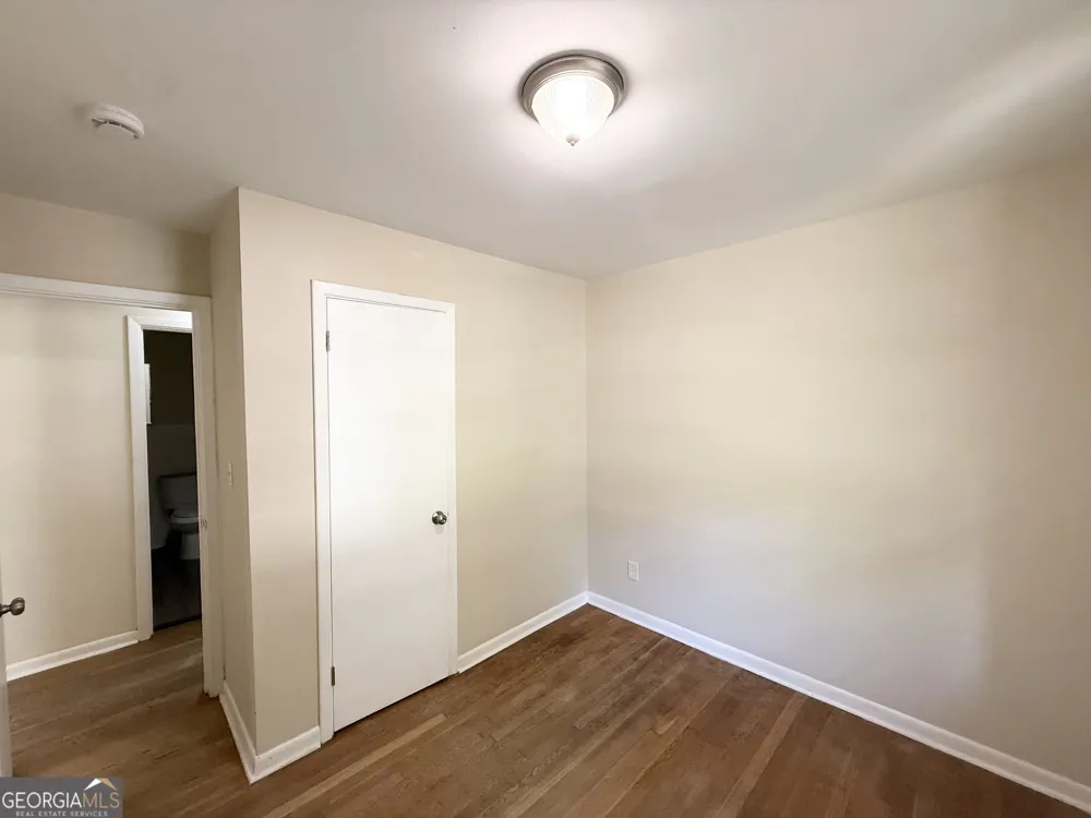 233 W Simon TER NW Atlanta, GA 30318
