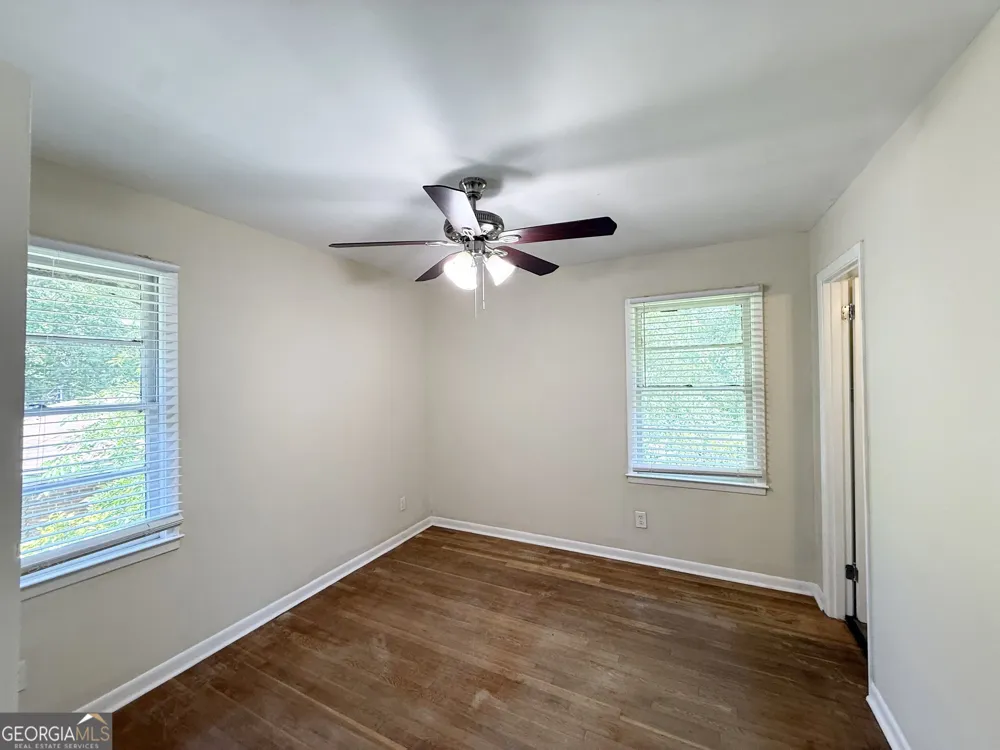 233 W Simon TER NW Atlanta, GA 30318