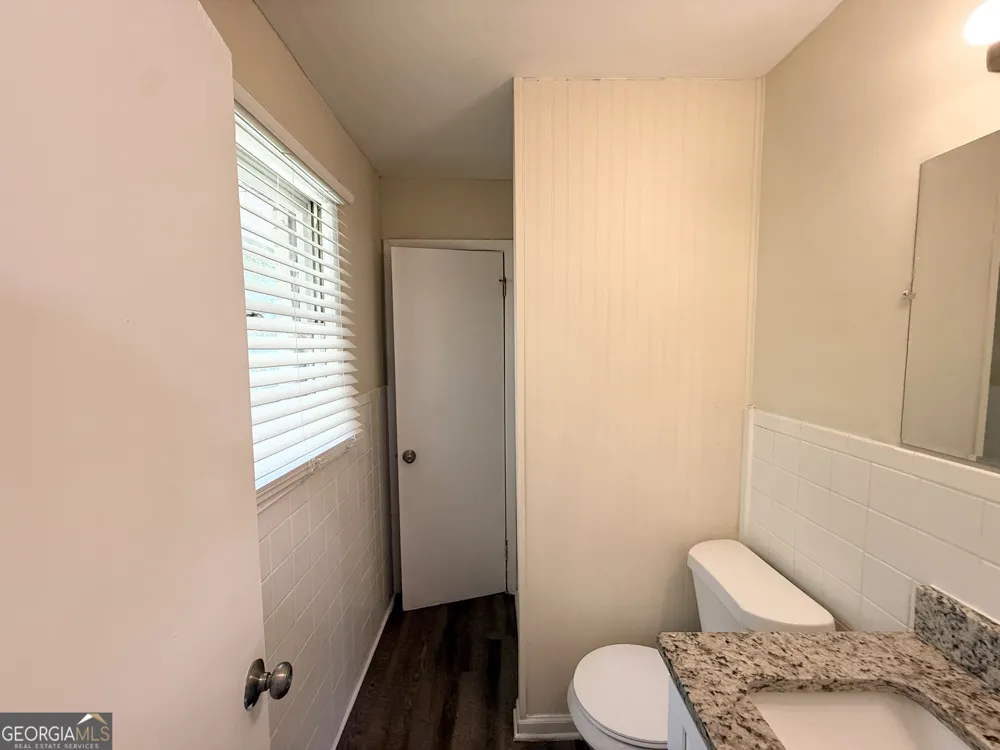233 W Simon TER NW Atlanta, GA 30318