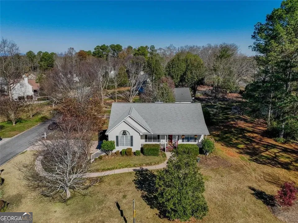 5810 Woodberry WALK Cumming, GA 30028