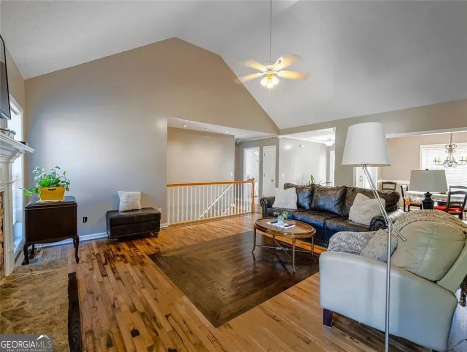 5810 Woodberry WALK Cumming, GA 30028