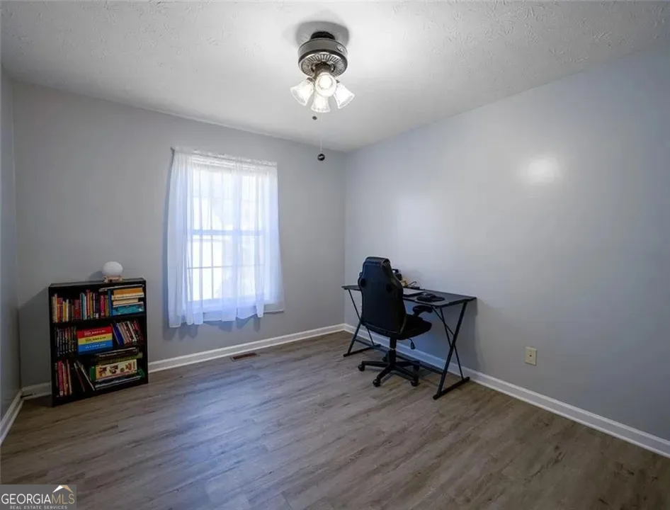 5810 Woodberry WALK Cumming, GA 30028