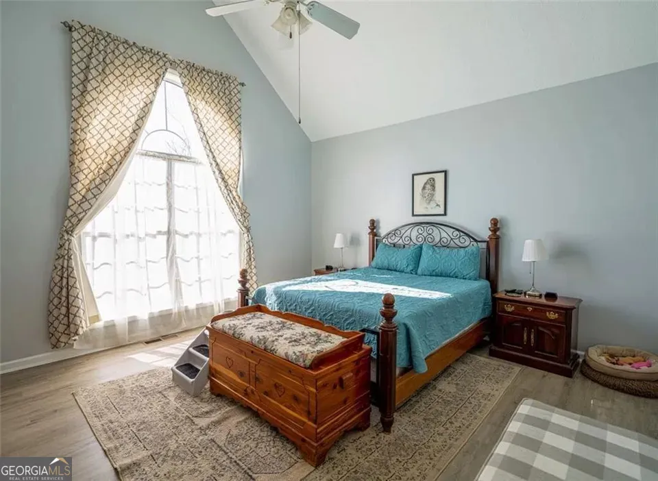 5810 Woodberry WALK Cumming, GA 30028