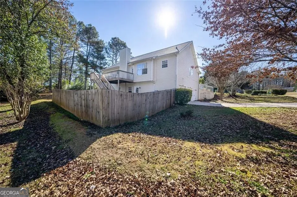5810 Woodberry WALK Cumming, GA 30028