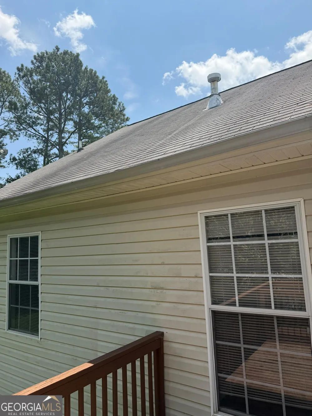 5810 Woodberry WALK Cumming, GA 30028