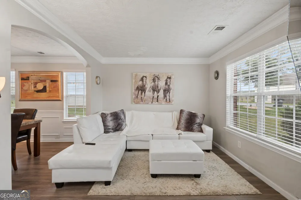 439 Lake Ridge LN Fairburn, GA 30213
