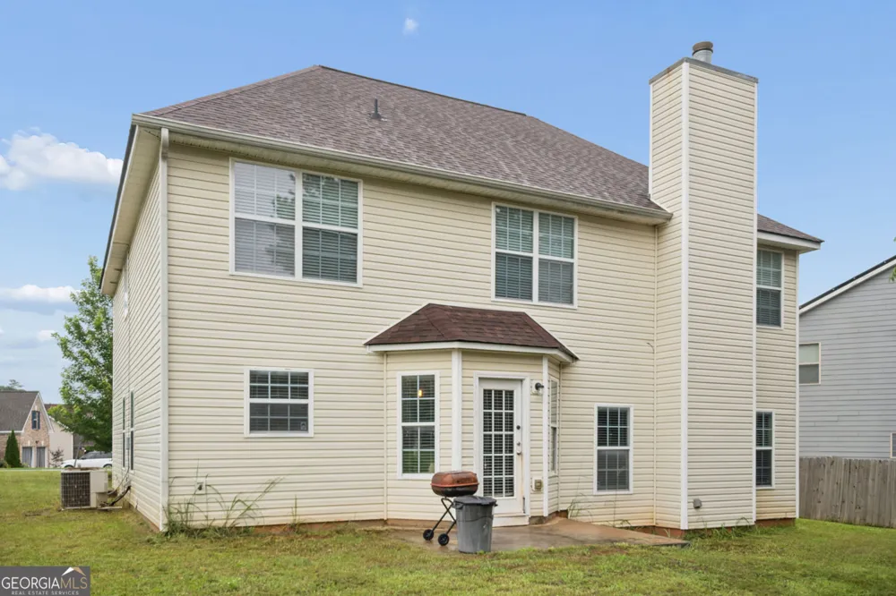 439 Lake Ridge LN Fairburn, GA 30213
